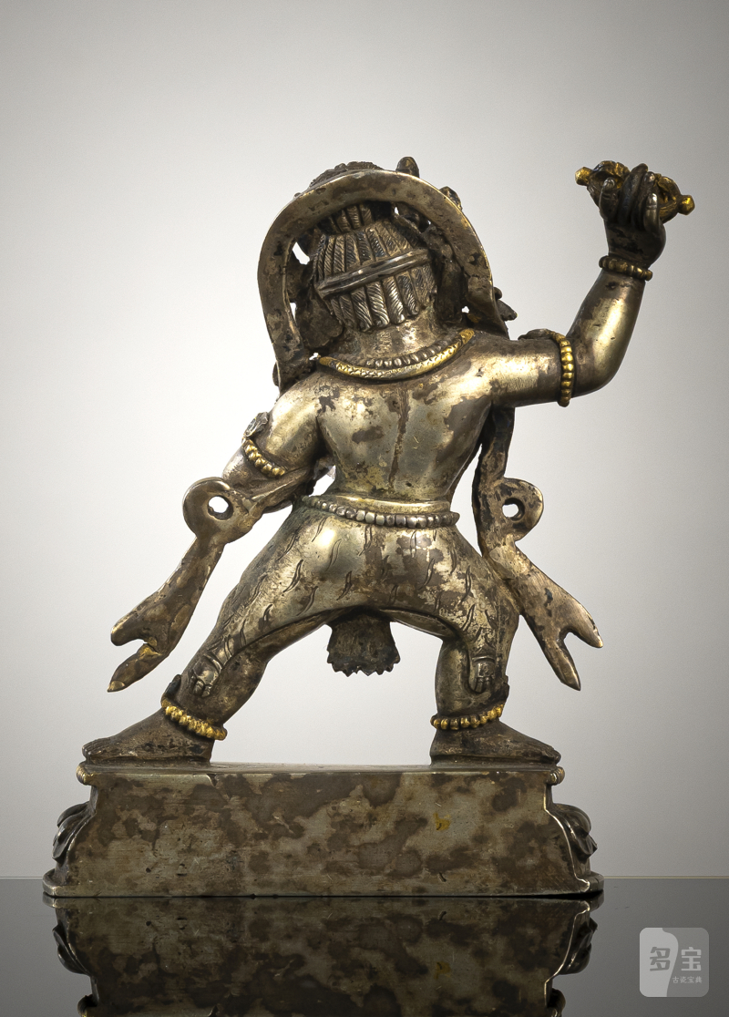 A parcel-gilt lilver figure of Vajrapani - 图2